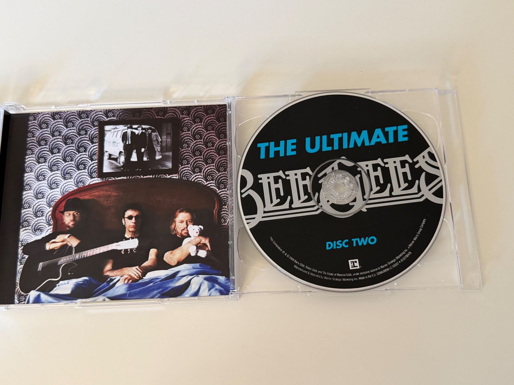 CDs: Bee Gees The Ultimate CD – D'occasion à Altstätten SG par sheamus 3