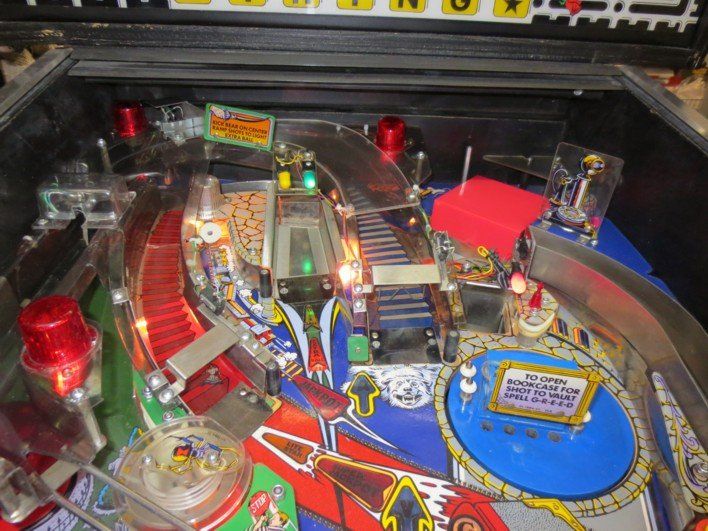 Williams Flipper: Flipper Adams Family – Usato da St.Gallenkappel venduto da Spielautomaten 3