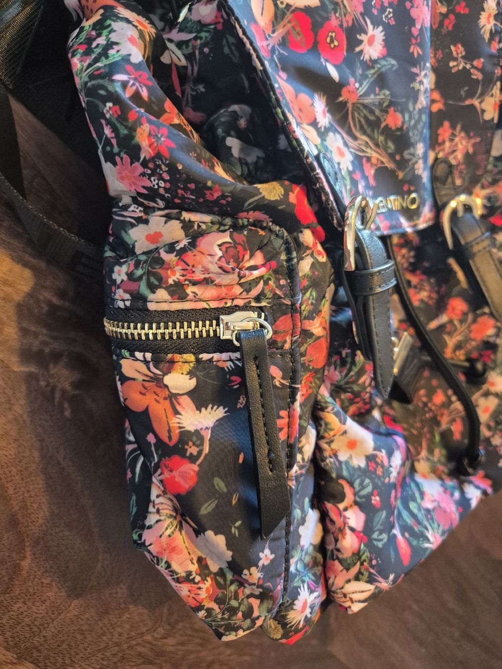 Zaini: Schöner Valentino Rucksack – Usato da Schaffhausen venduto da Nachtschwaermerin 2
