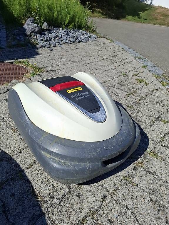 Honda Tondeuses à gazon: Automower Honda Miimo 3000 – D'occasion à Wittenbach par Tostaky86