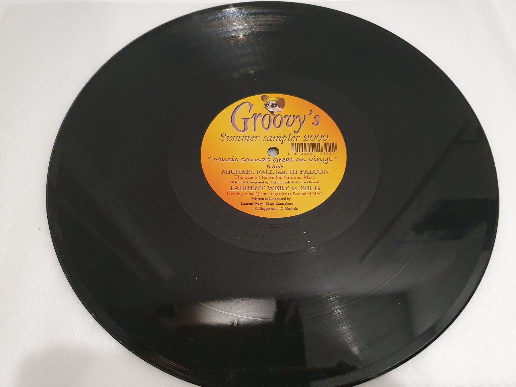 Dischi in vinile: Groovy's Summer Sampler 2009 (House) – Usato da Uster venduto da Vinyl-Leidenschaft 3