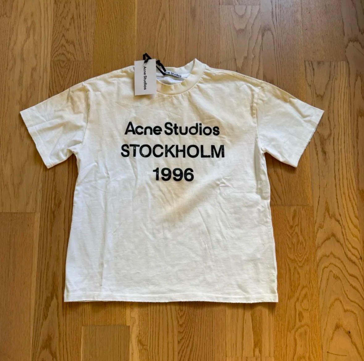 Acne Studios T-shirt: Acne Studios T-Shirt, Gr. S, weiss – Nuovo (secondo la descrizione) da Triesen venduto da dardaleni