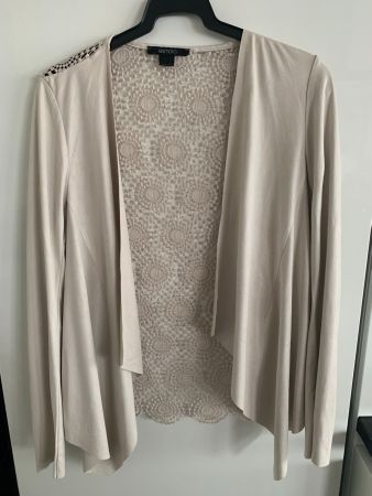 Jacke Esmara Grösse 36, spezieller Rücken, wie NEU