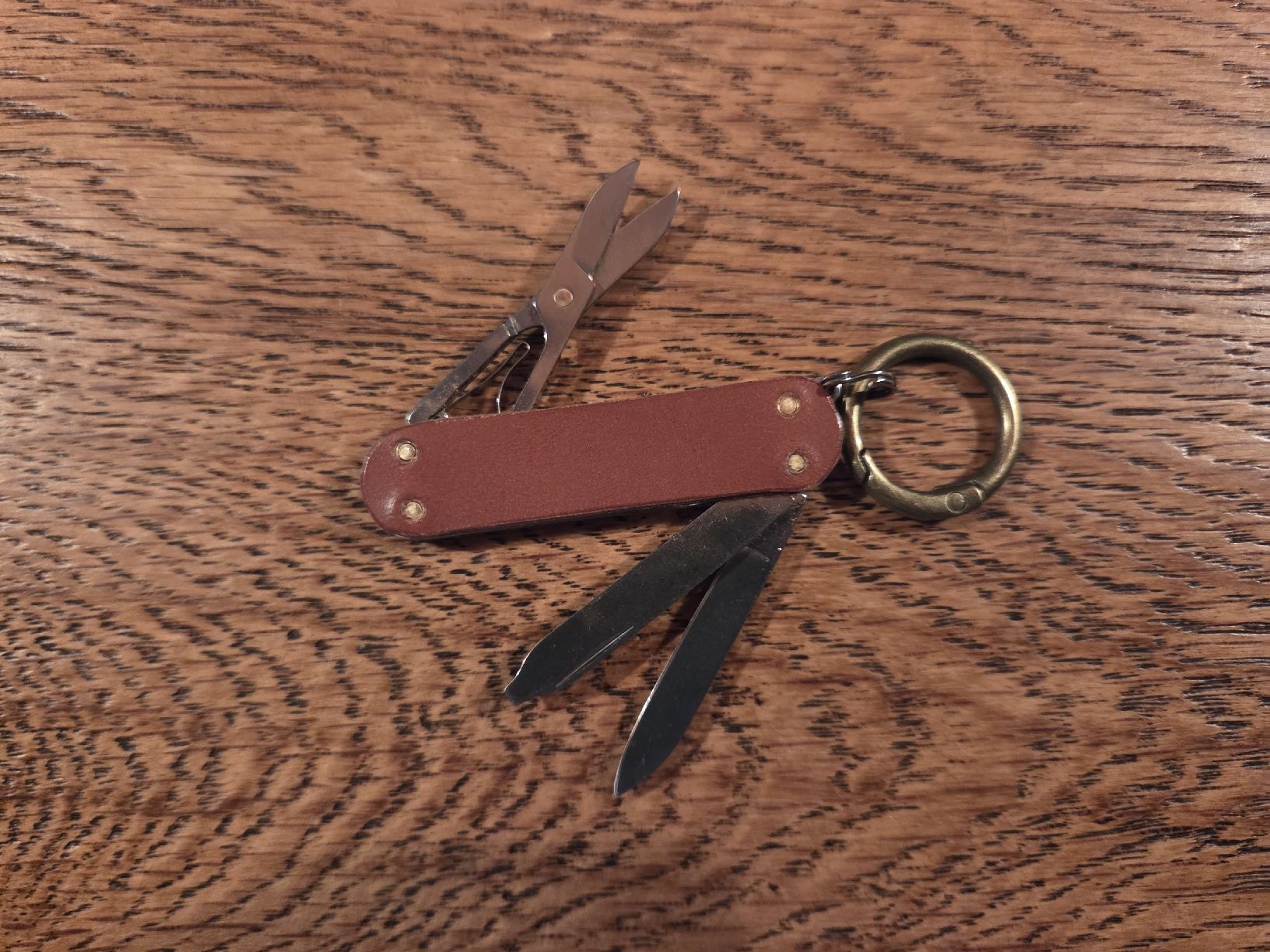 Coltelli tascabile: Taschenmesser personalisiert mit Leder – Nuovo e nell'imballaggio originale da Neuheim venduto da Repetentia 1
