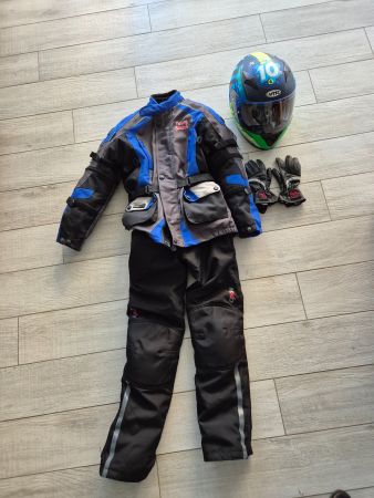 komplette Motorradbekleidung für Kinder, ca. Gr. 146-152