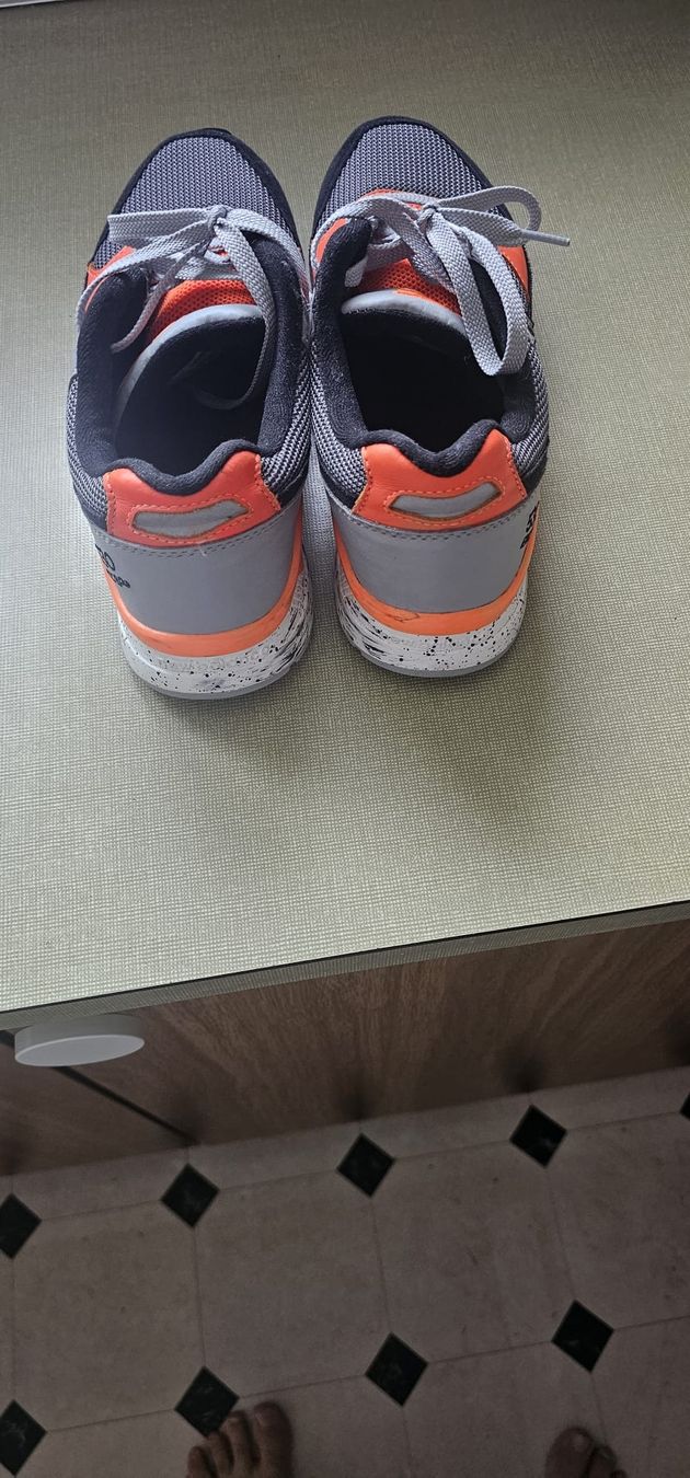 New Balance Chaussures femmes: New Balance 530 – D'occasion à Frauenkappelen par Deby89gn 2