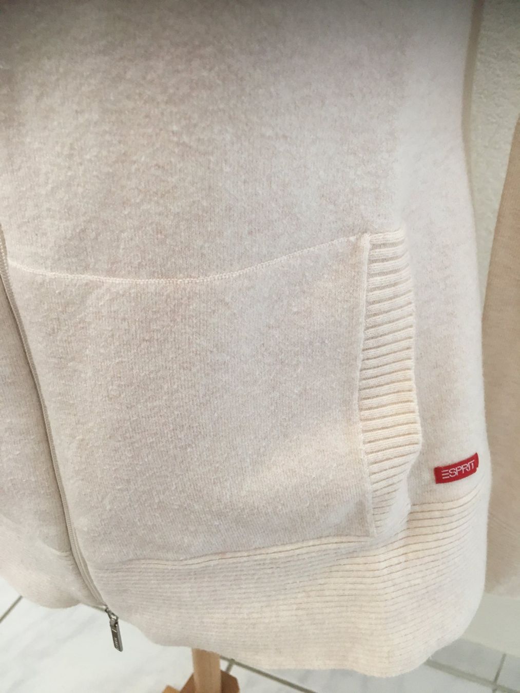Esprit Giacche: Strickjacke Esprit – Usato da Uetendorf venduto da Florabella01 3