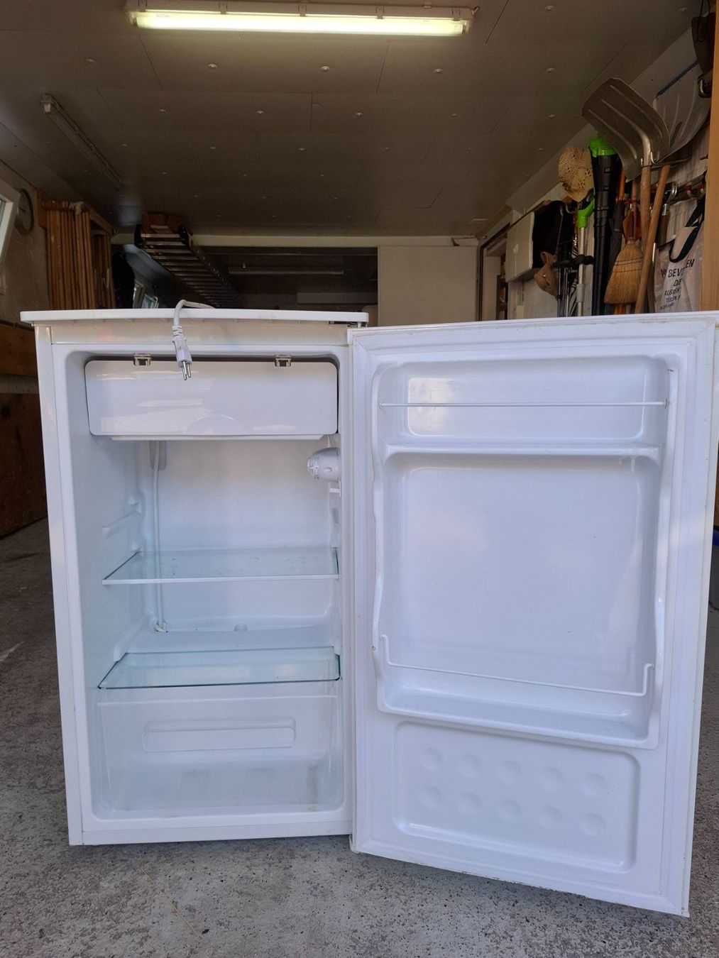 Frigoriferi: Tischkühlschrank – Usato da Hirzel venduto da holzbauer 2