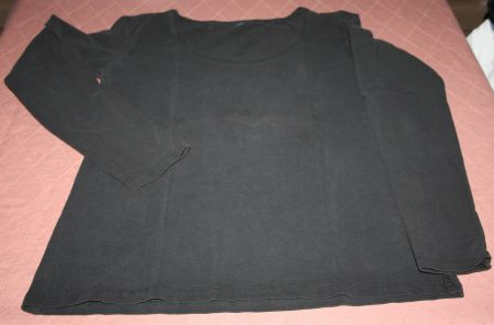 T-Shirt Langarm (n) schwarz Gr. M (2)
