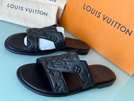 LOUIS VUITTON LV Oasis Logo Embossed Leder Sandale 43.5 NEUE
