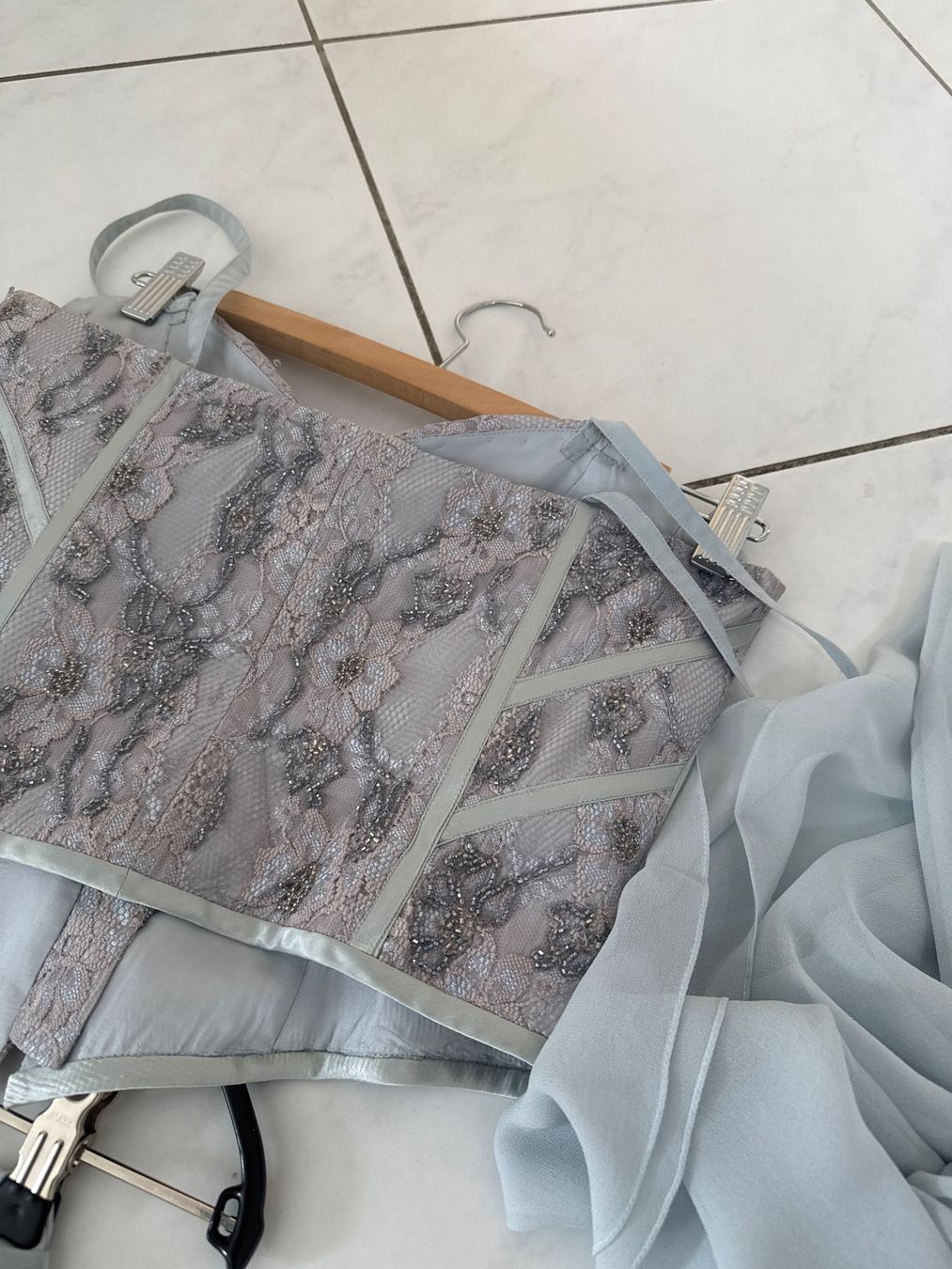 Jupes: Elegantes Deux-pieces Gr 36 – D'occasion à Zell ZH par Guffos 3