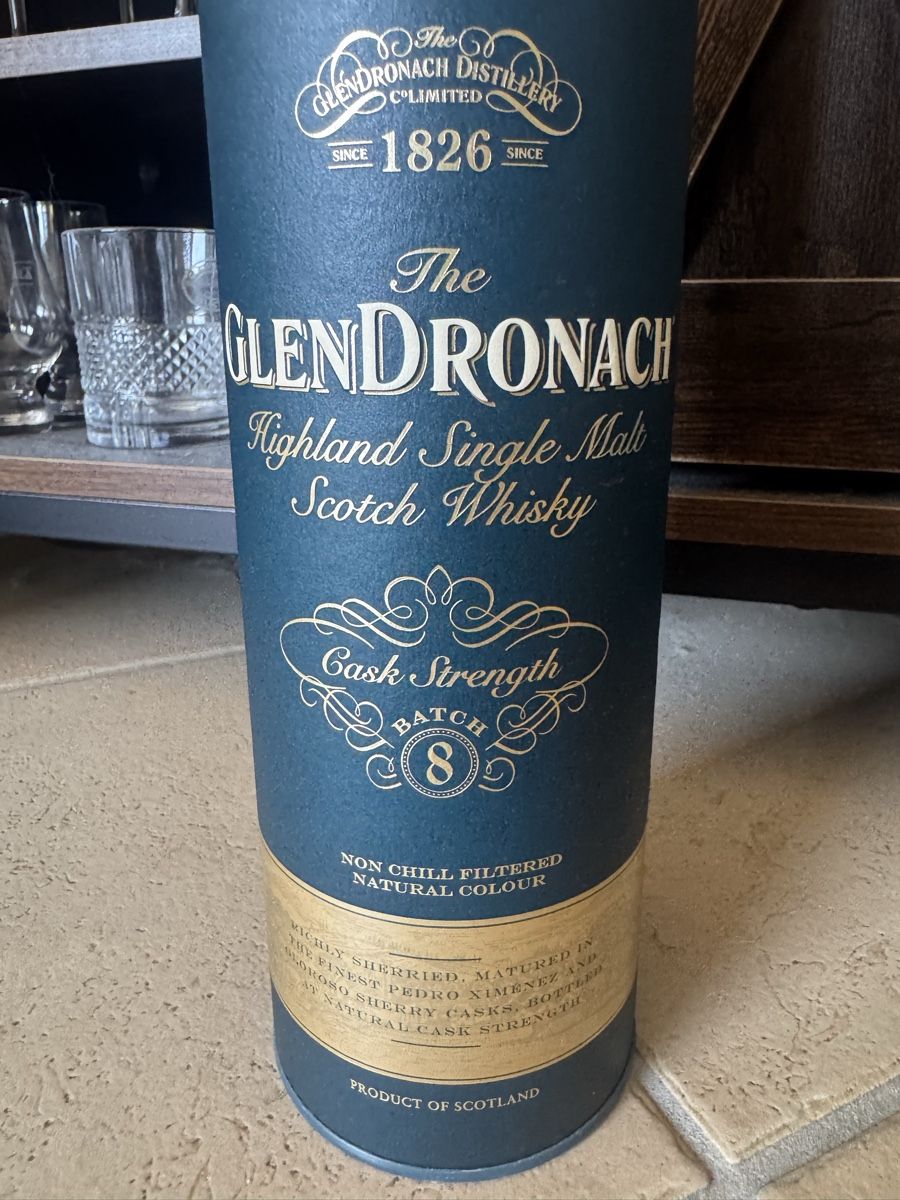 Glendronach Bevande alcoliche: The Glendronach Cask Strength Batch 8 Single Malt Scotch Whi – Nuovo e nell'imballaggio originale da Hergiswil NW venduto da wert721 1
