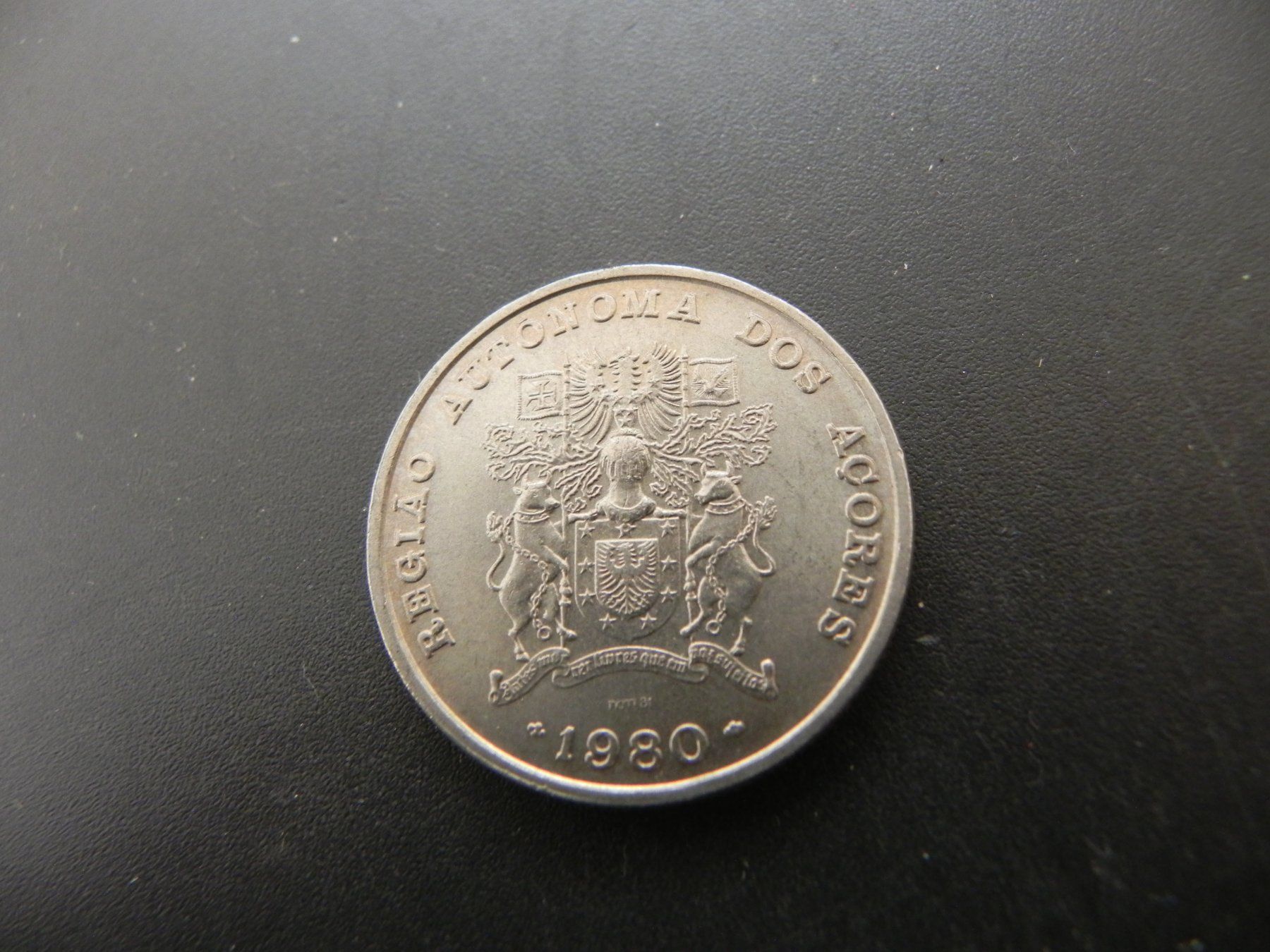 Tutti le monete: Acores 25 Escudos 1980 – Usato da Biel/Bienne venduto da Gogolozi 1