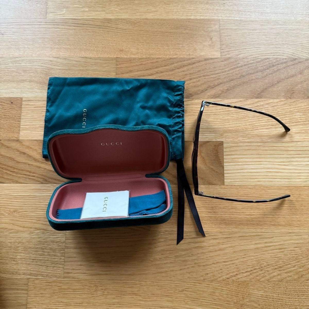 Occhiali & Lenti: Original Gucci Sonnenbrille – Usato da Thusis venduto da Steffi_P 1