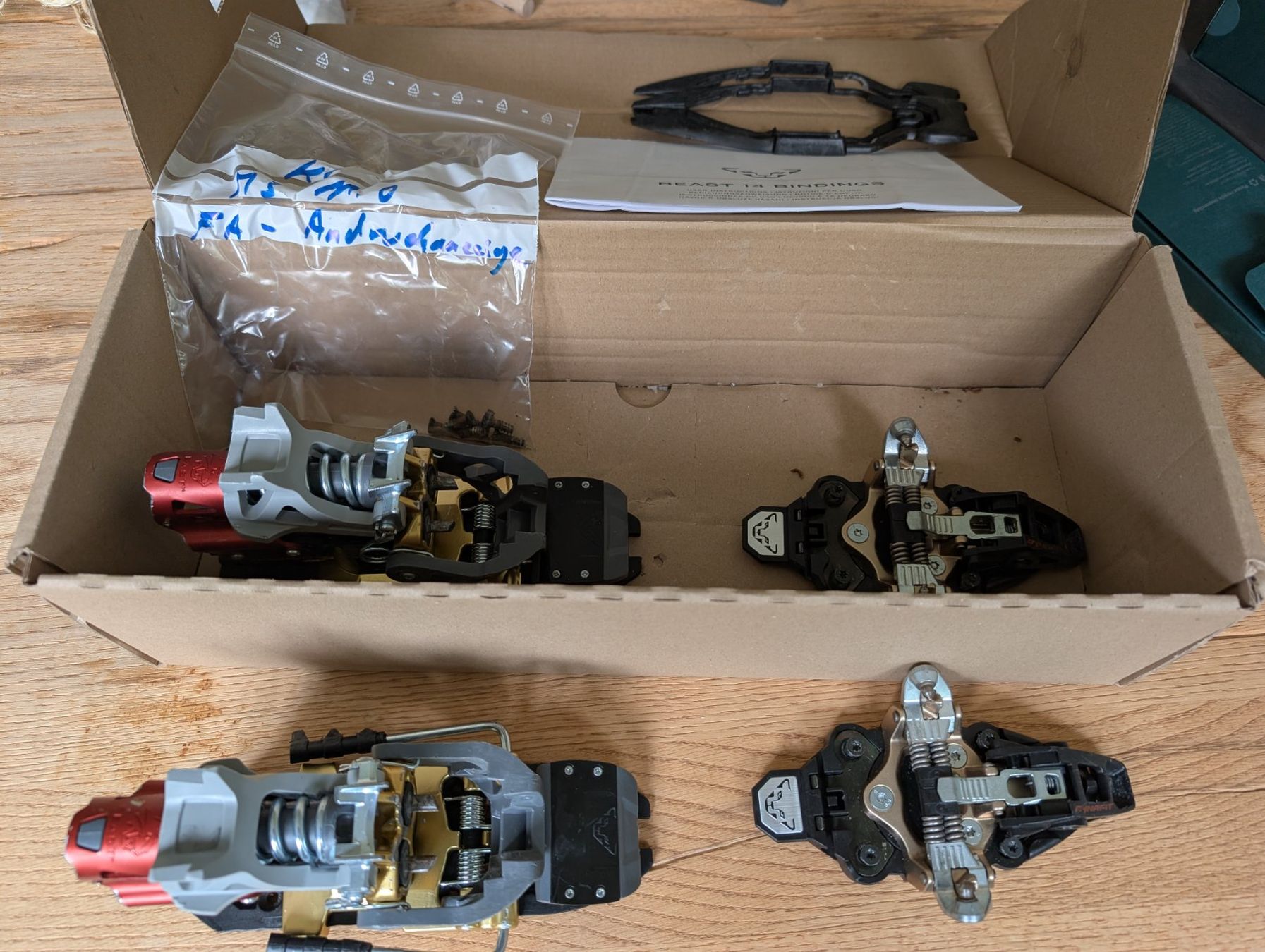 Dynafit Fixations: Dynafit Beast 14  Ski-Tourenbindung – D'occasion à Zürich par pat_pp8w 3