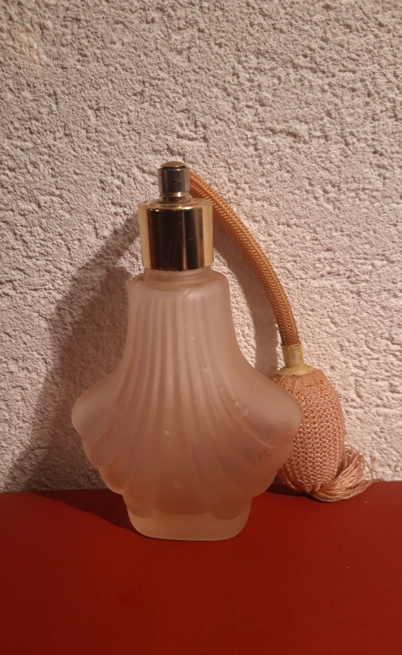 Profumi & Eau de Toilette: Vintage Antiker Parfumzerstäuber, Dekorativ – Usato da Schangnau venduto da Arnika56