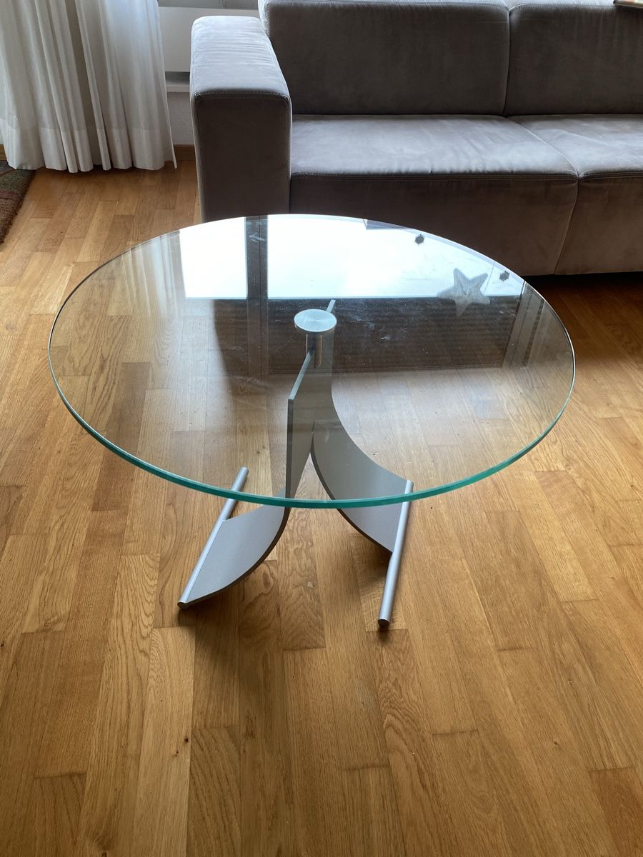 Tavoli: Moderner Glastisch, Couchtisch – Usato da Kilchberg ZH venduto da ana_k6cn