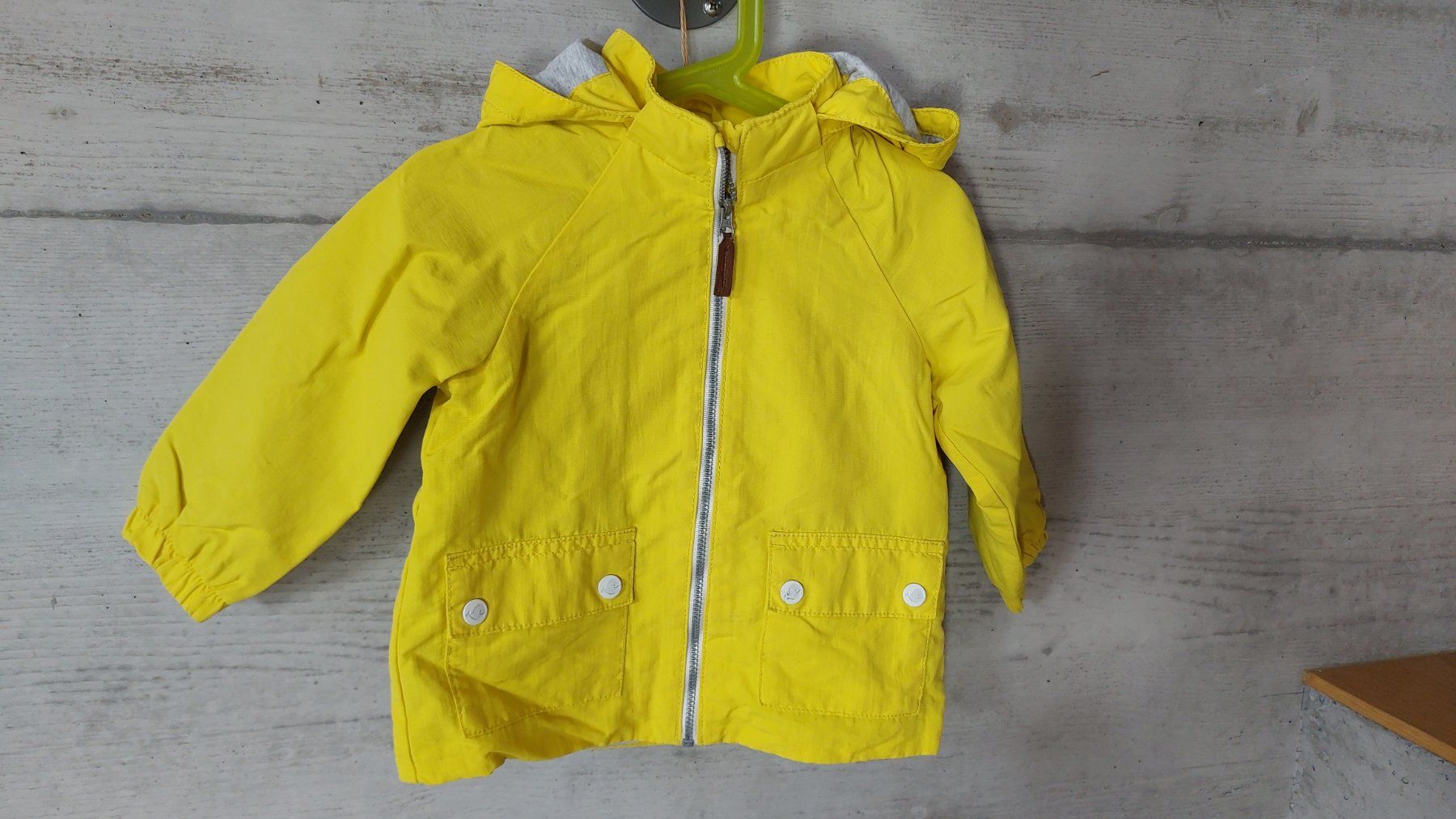 H&M Vestes: Jacke Gr. 92 – D'occasion à Auw par pet_fc8x