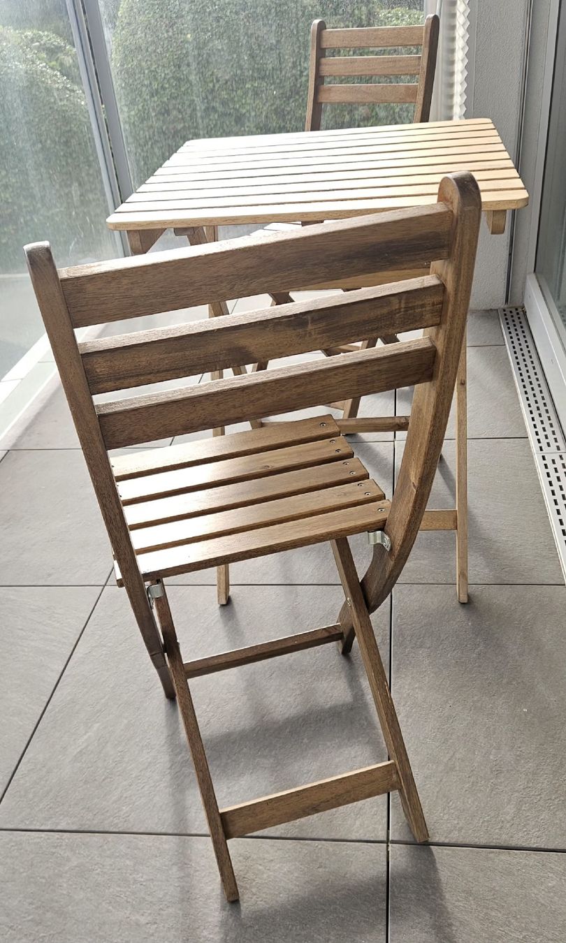 Tischset: Ensemble table et 2 chaises de terrasse, 2 coussins offerts – Neu (gemäss Beschreibung) aus Lausanne von ram_tw68 1