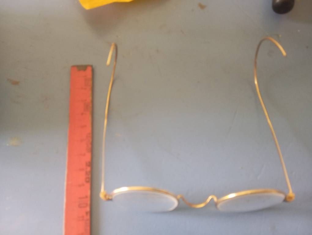 Occhiali & Lenti: John Lennon Brille – Usato da Basel venduto da Petergunn 1