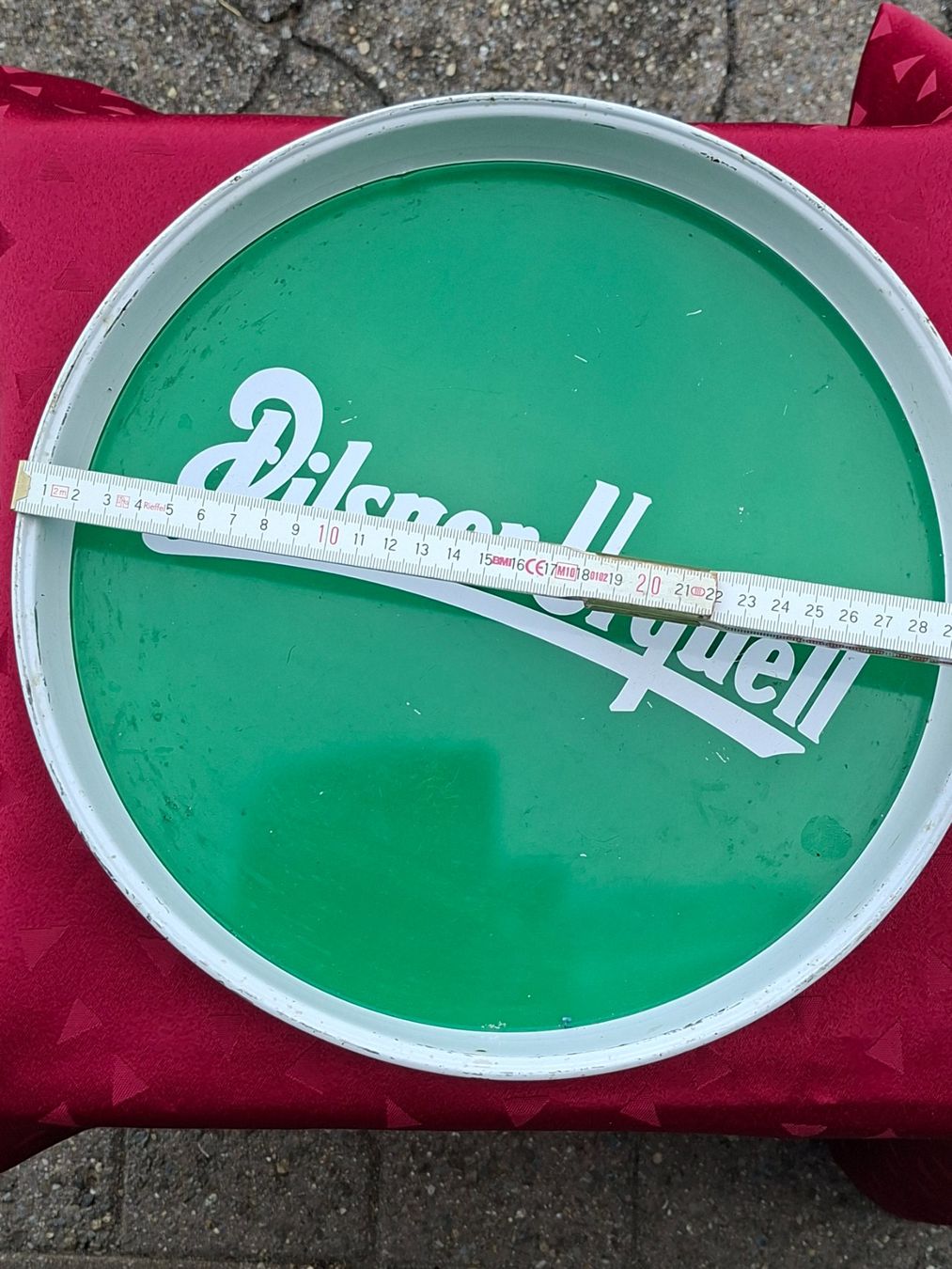 Tablet PC: Altes Seviertablett Blechtablett Pilsner Urquell – Usato da Kriens venduto da Neri2 1