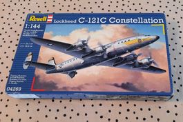 Revell C-121C Constellation 1/144