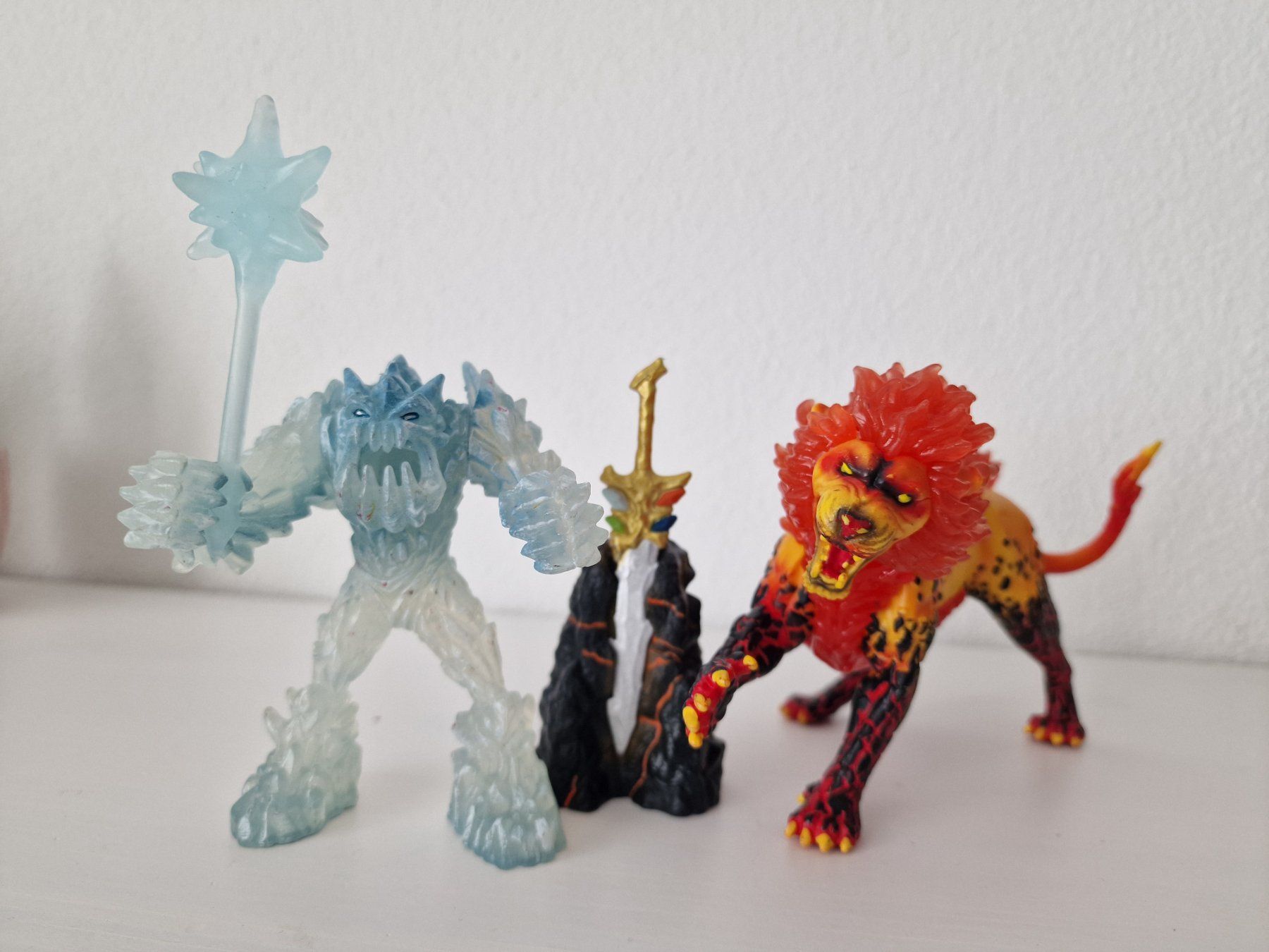Schleich Statuette: Schleich Eldrador Kampf Superwaffe - Frostmonster Feuerlöwe – Usato da Root venduto da Tanja.st 1
