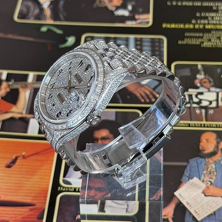Orologi: Rolex Datejust 41mm Custom "Arabic" 126300 – Usato da Genève venduto da minty.watches 1