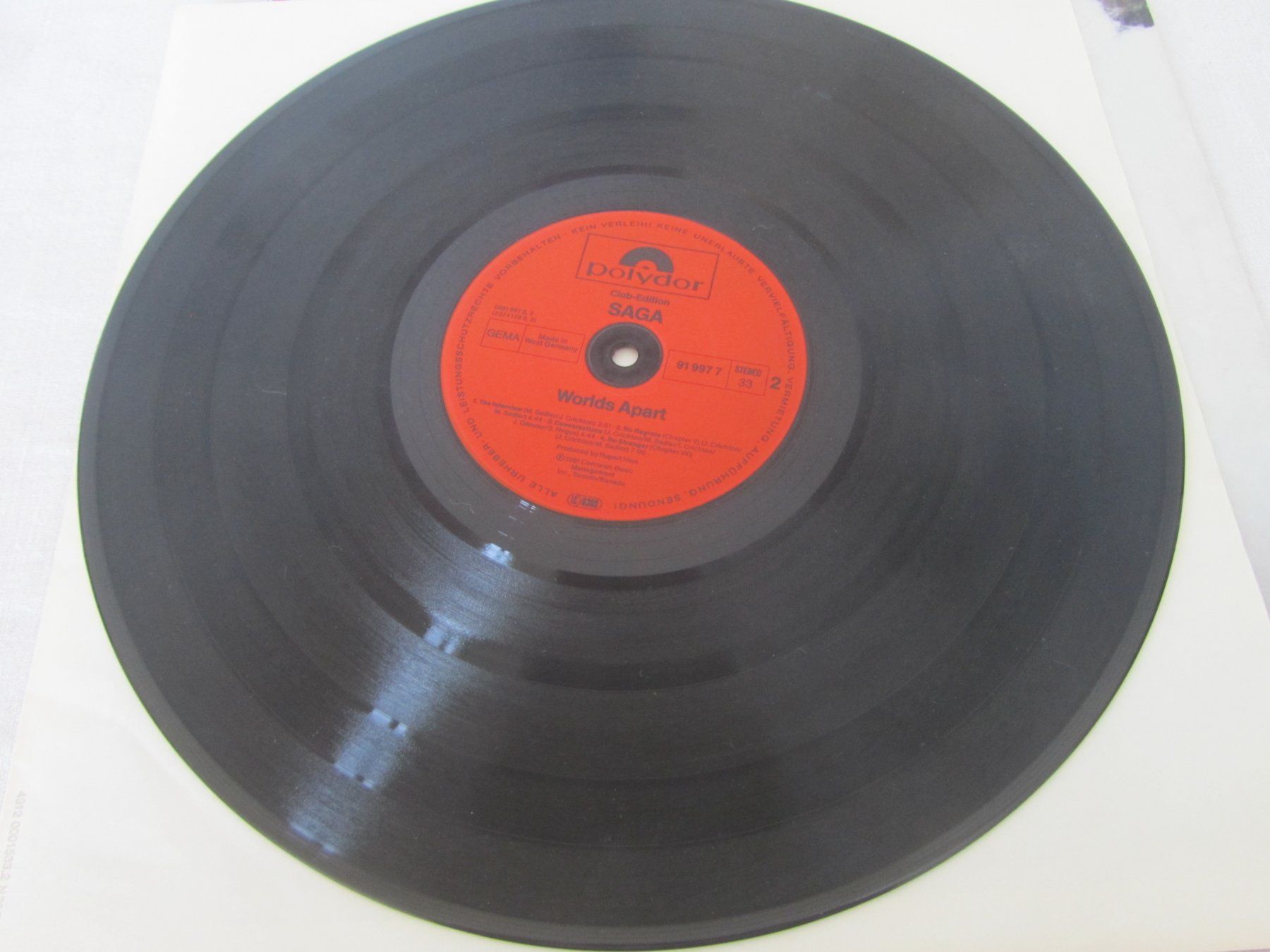 Schallplatten: SAGA - Worlds Apart – Gebraucht aus Seengen von mikelele 2