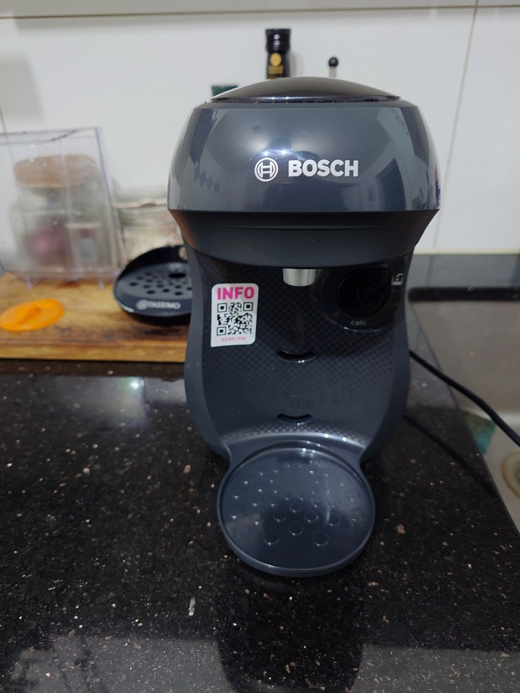 Bosch Macchine per caffè & Macchine per espresso: Bosch Tassimo Kaffeemaschine – Usato da Flüh venduto da HasanTz 1