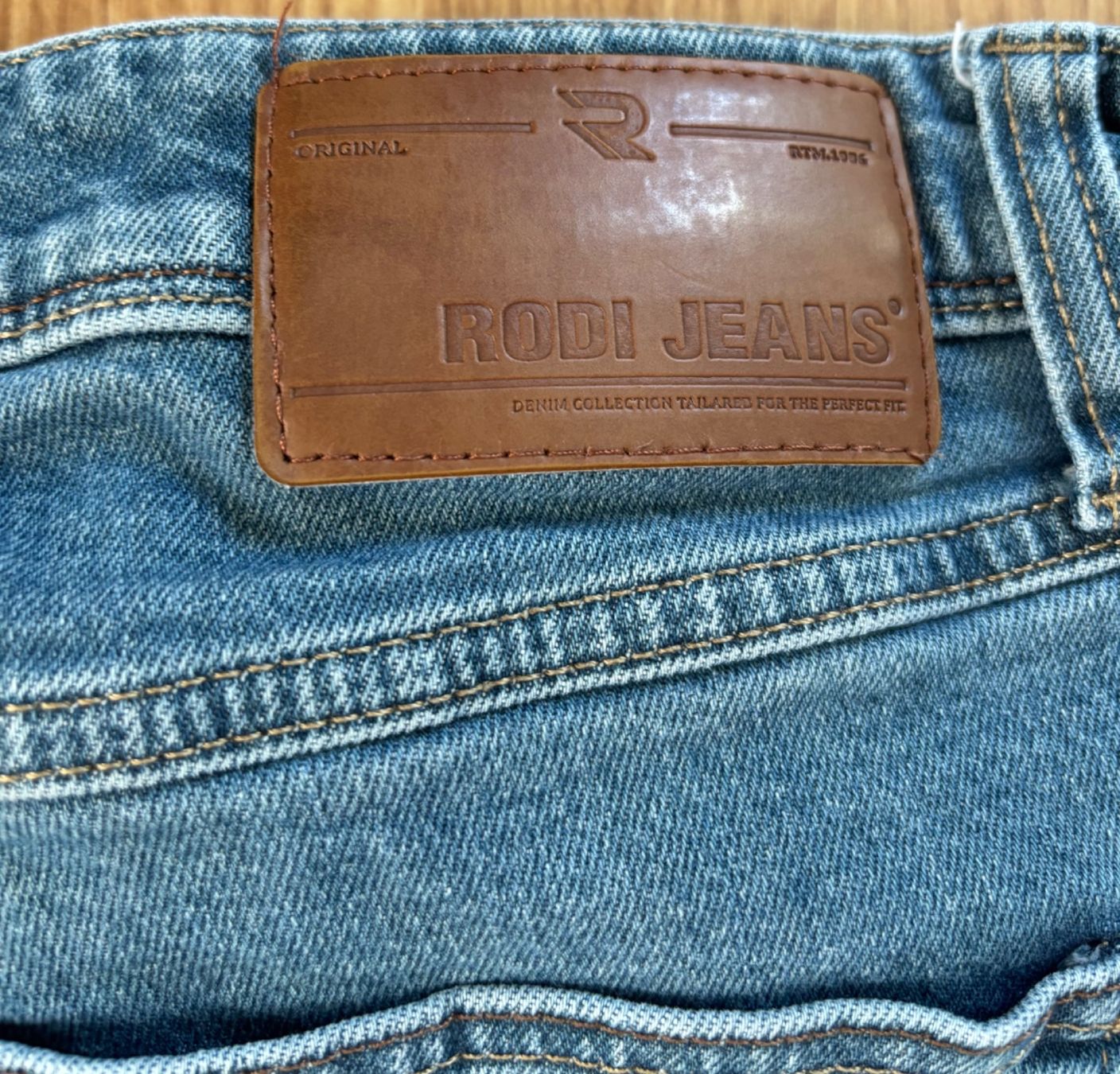 Jeans: RODI Denim Jeans Regular Fit | Gebraucht – Usato da Suhr venduto da twt_gb7n 5