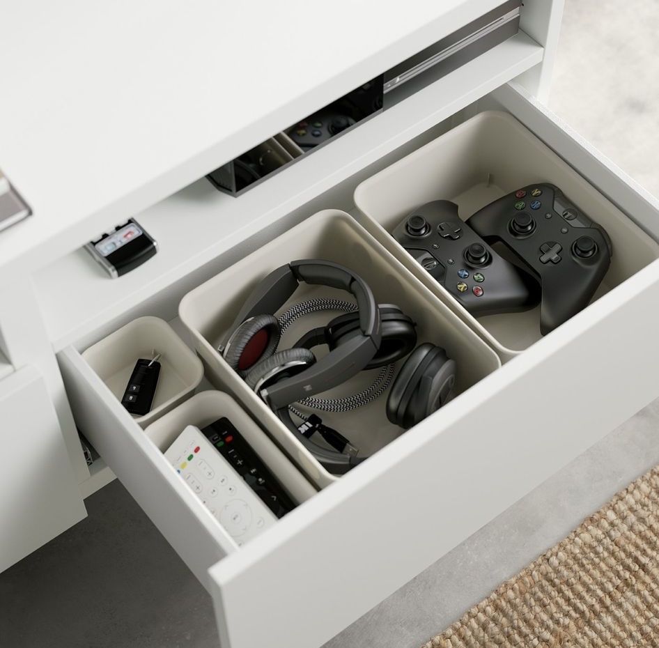 Ikea Mobili TV: TV Möbel - Hochglanz weiss – Usato da Marthalen venduto da AeroAdis93 3