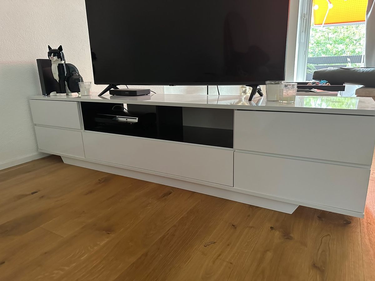 TV Möbel: Meuble TV – Gebraucht aus Evilard von arl_9jpm