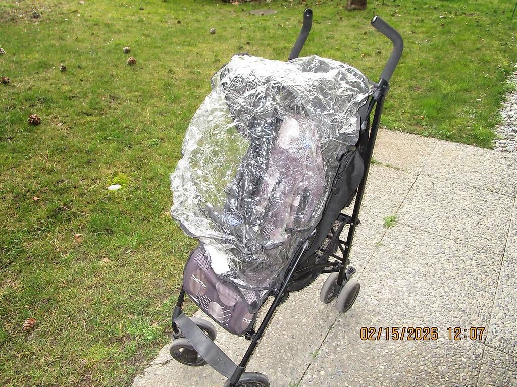Kinderwagen: poussette cane avec protection pour la pluie – Gebraucht aus Clarens von krampou 3
