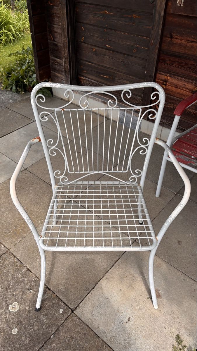 Tavoli: Gartentisch & 2 Stühle, Metall, Vintage Stil – Usato da Zug venduto da sim_959f 1