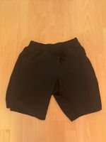 Praktische Sporthose schwarz