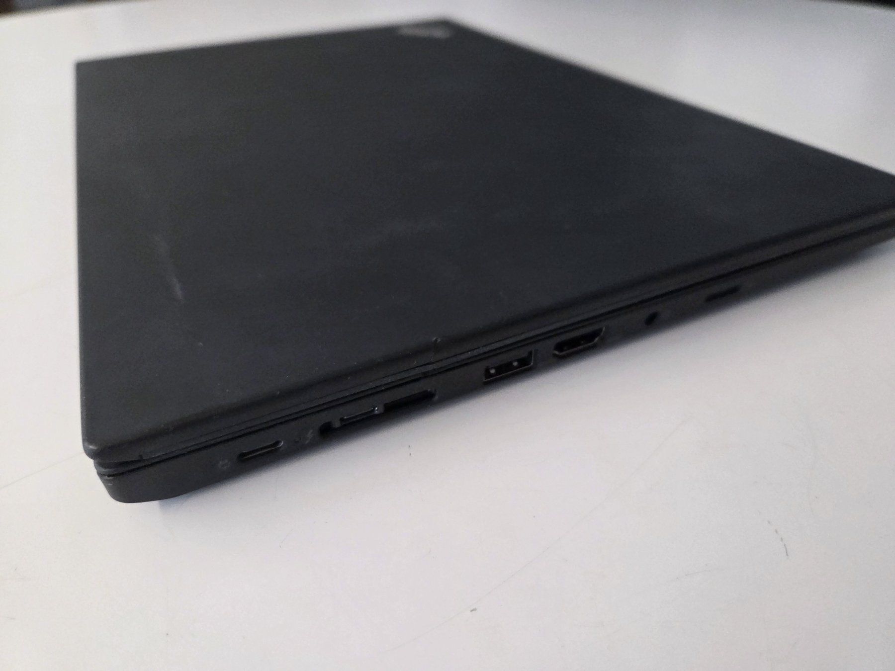 Lenovo Notebook: Lenovo ThinkPad P14s Gen 2 – Difettoso da Bremgarten AG venduto da joker_eat_world 3