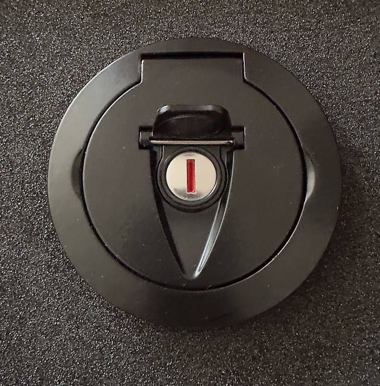Tutti i ricambio per moto: Ducati tappo serbatoio originale nero opaco – Usato da Mendrisio venduto da esthetic111 1