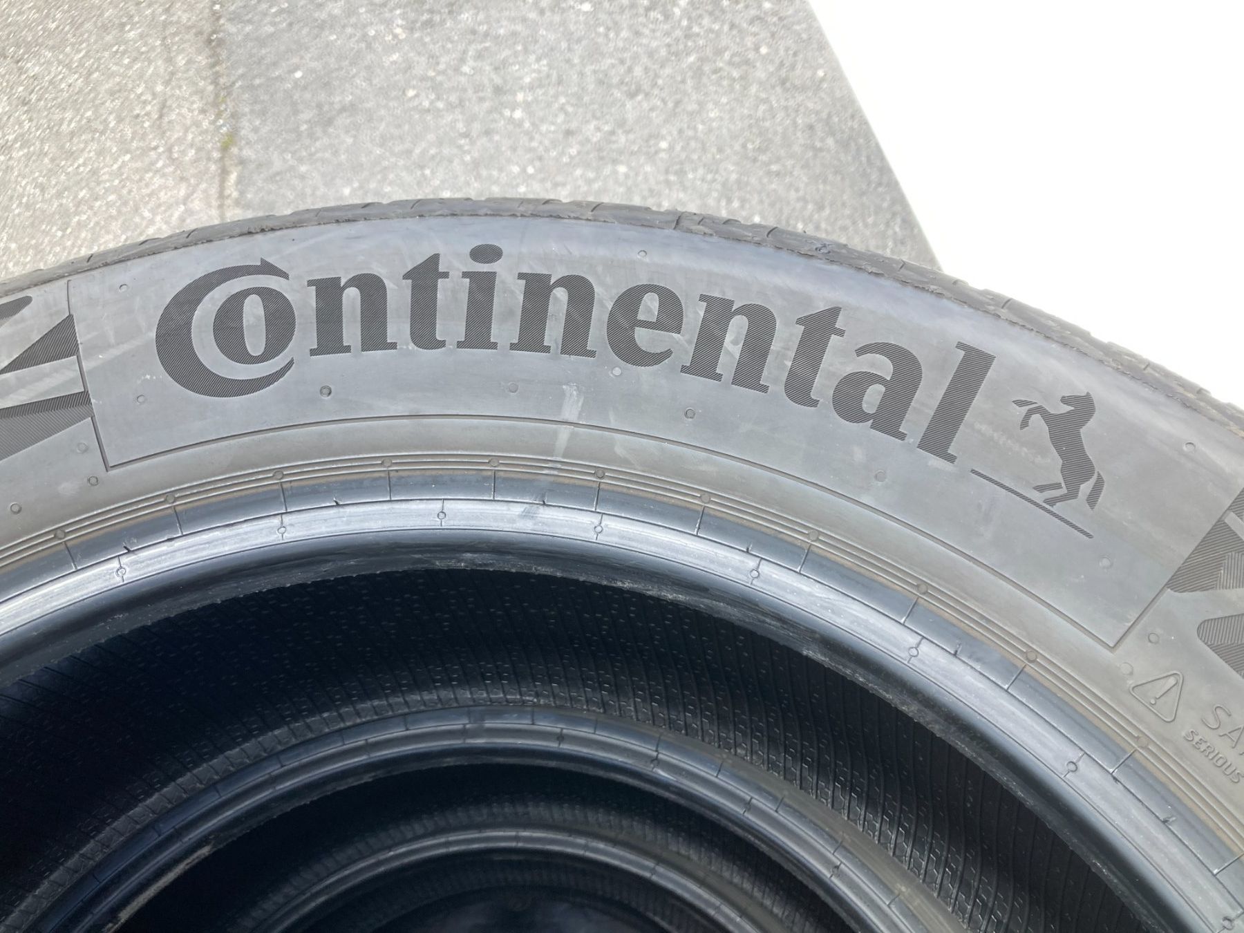 Continental Pneus & Kompletträder: 225/60R18 Sommerpneu Continental – Gebraucht aus Cham von Cham6332 2