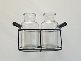 Vintage Doppelglas-Karaffe mit Halterung für Dekoration