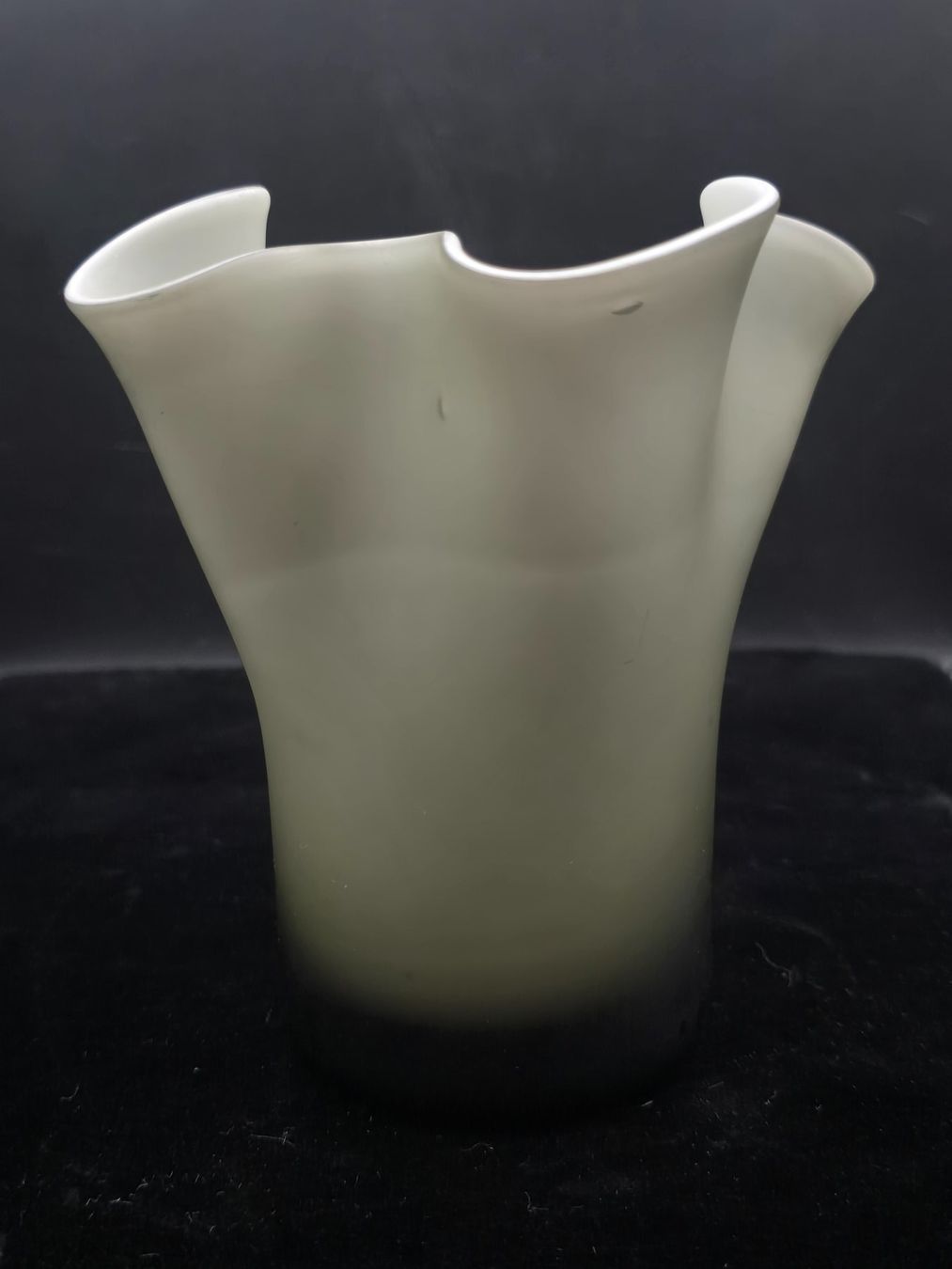 Vasi & Recipienti: Handgefertigte Vase aus Opalglas – Usato da Rorschacherberg venduto da snOOpydOg11 4