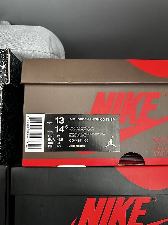 Scarpe da uomo: Travis Scott Air Jordan 1 High – Usato da Binningen venduto da Ramon_01 4