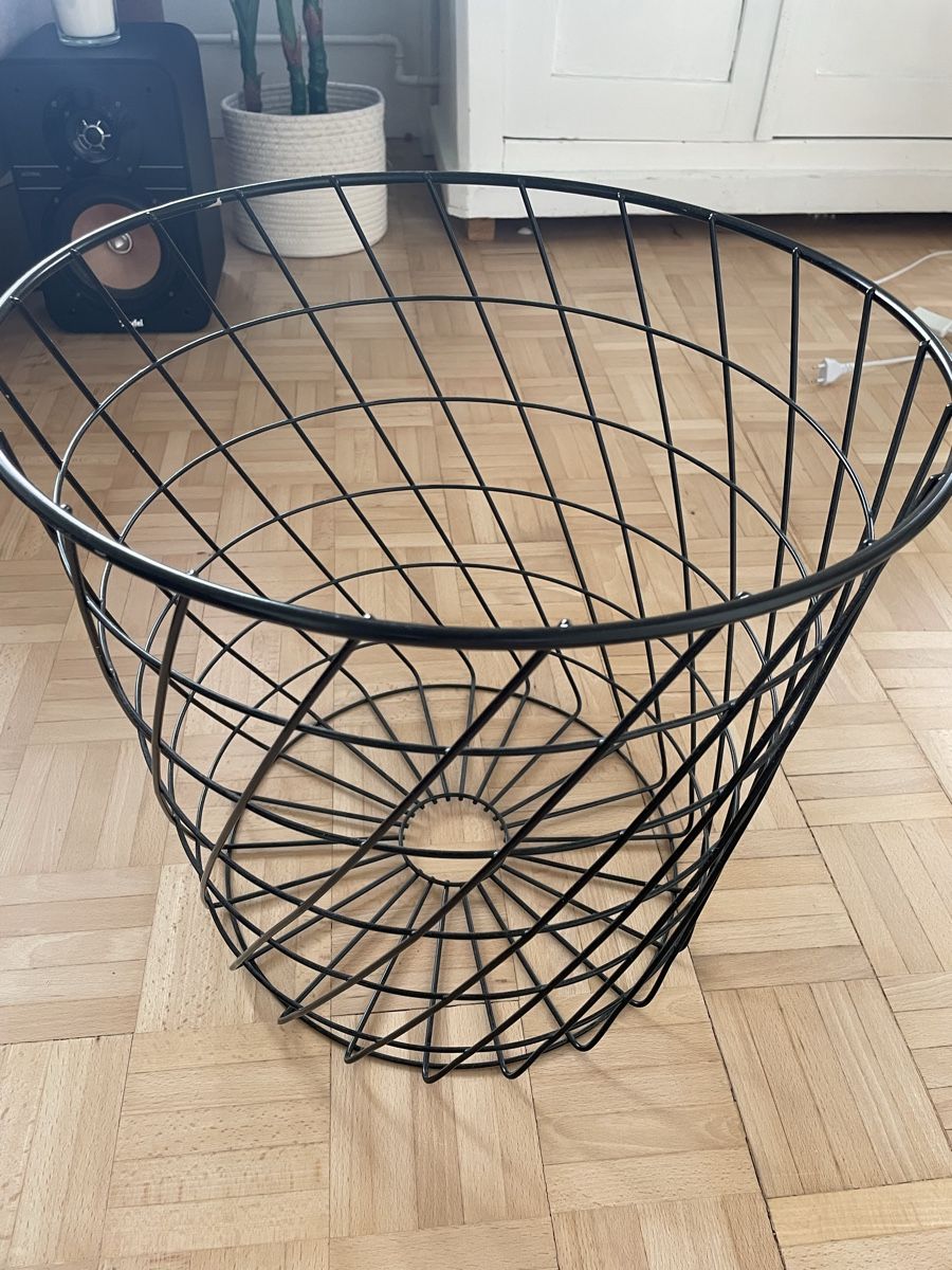Ikea Altro per la casa: Beistelltisch Metallkorb  – Usato da Luzern venduto da Kim037 1
