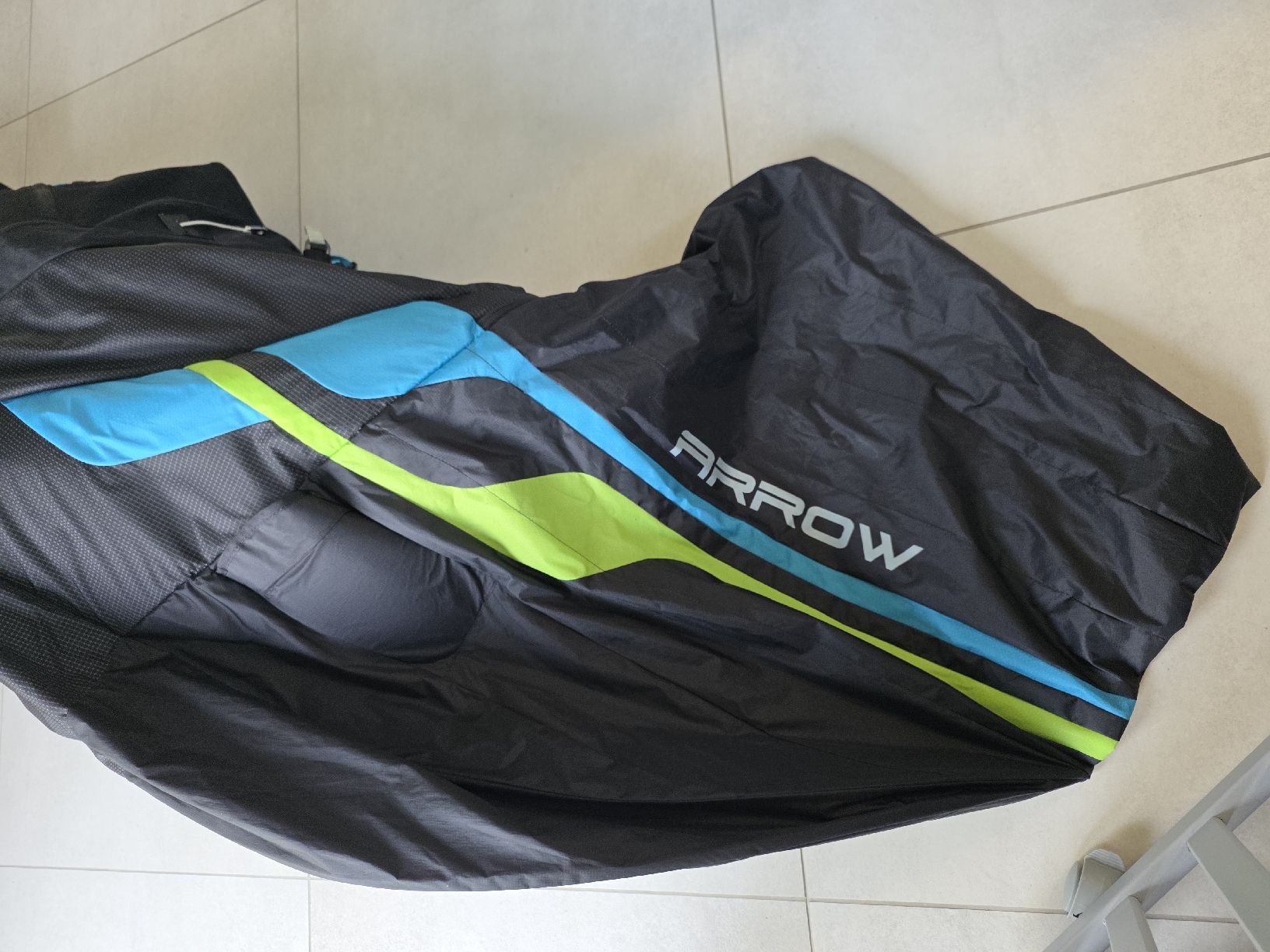 Niviuk Sport dell'aria & Aquiloni: Niviuk Arrow L Gurtzeug – Usato da Itingen venduto da RC-Profi