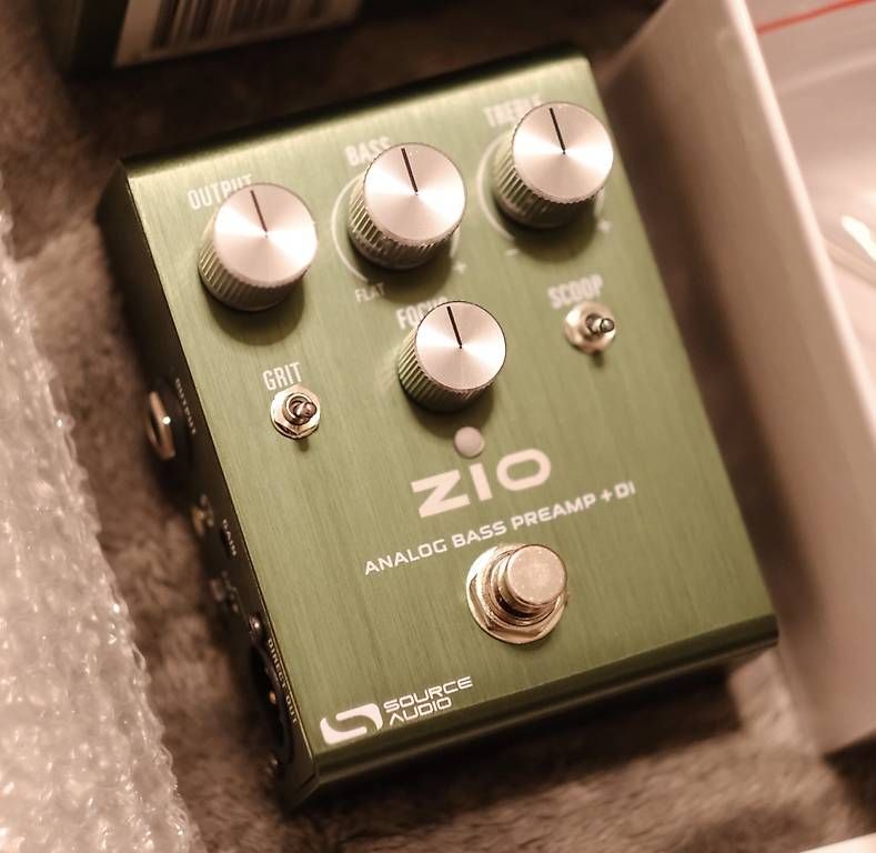 Musikinstrumente: Source Audio ZIO Analog Bass Preamp + DI – Gebraucht aus Fribourg von Helcarauco