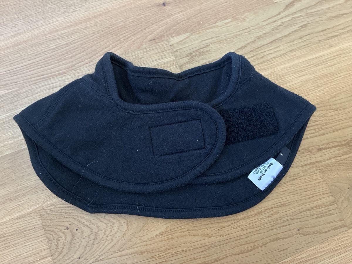 Autres vêtements & accessoires: Back on Track Halskragen, Grösse S – D'occasion à Birmenstorf AG par Midget0 1