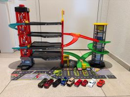Dickie Toys Spielgarage + 9 Hot Wheels Spielautos