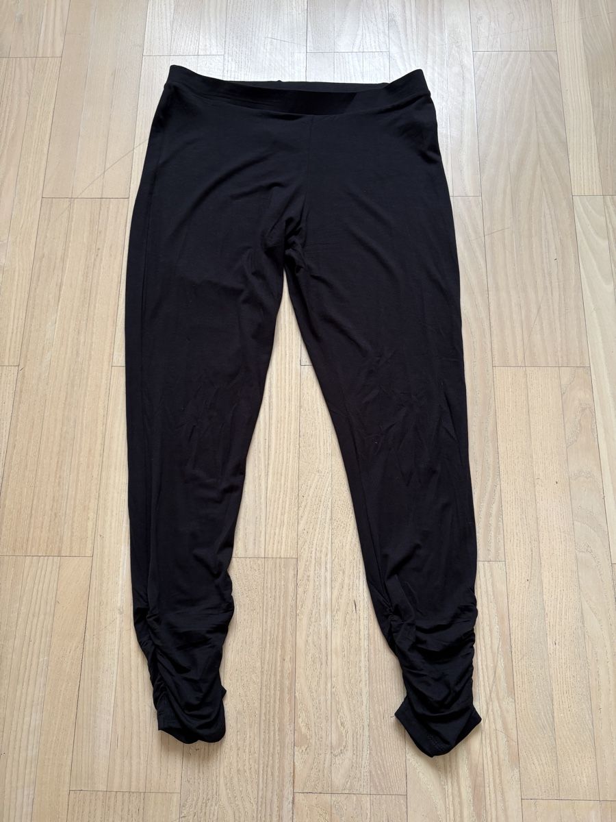 Comma Leggings: Comma Leggings, Gr. 38, Schwarz, NEU! – Nuovo (secondo la descrizione) da Oberengstringen venduto da Marling