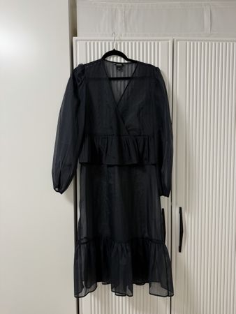 Transparentes Kleid von Monki