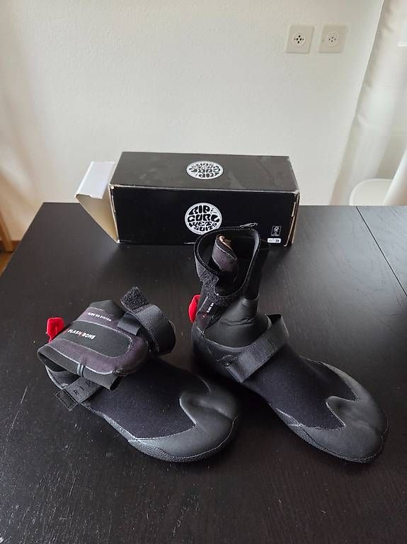 Rip Curl Herrenschuhe: Rip Curl Flashbomb 3mm H Split Toe Neoprenschuhe - Neu – Neu und originalverpackt aus Hinwil von roede1 1